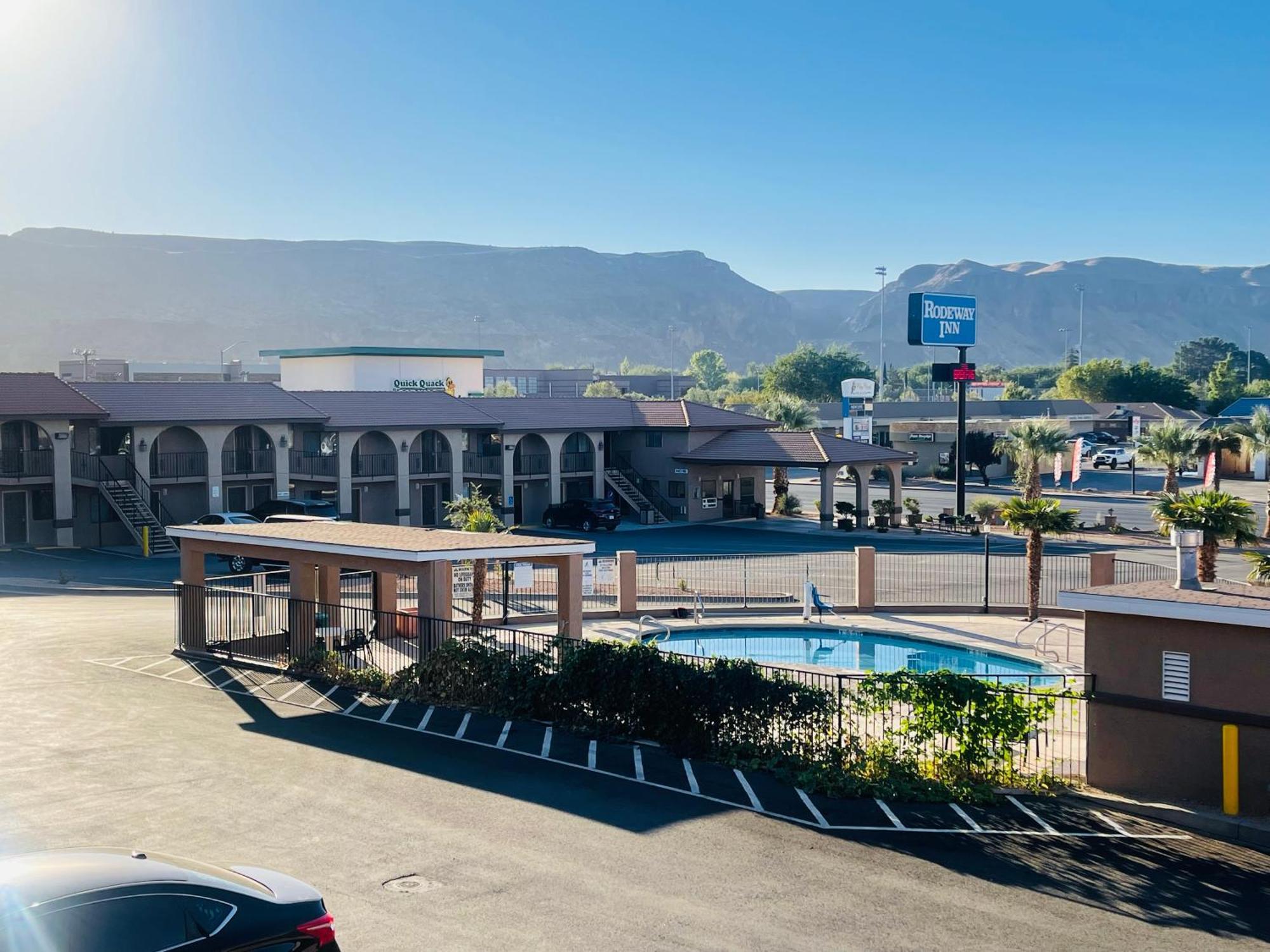 Rodeway Inn Hurricane - Zion National Park Area Екстер'єр фото